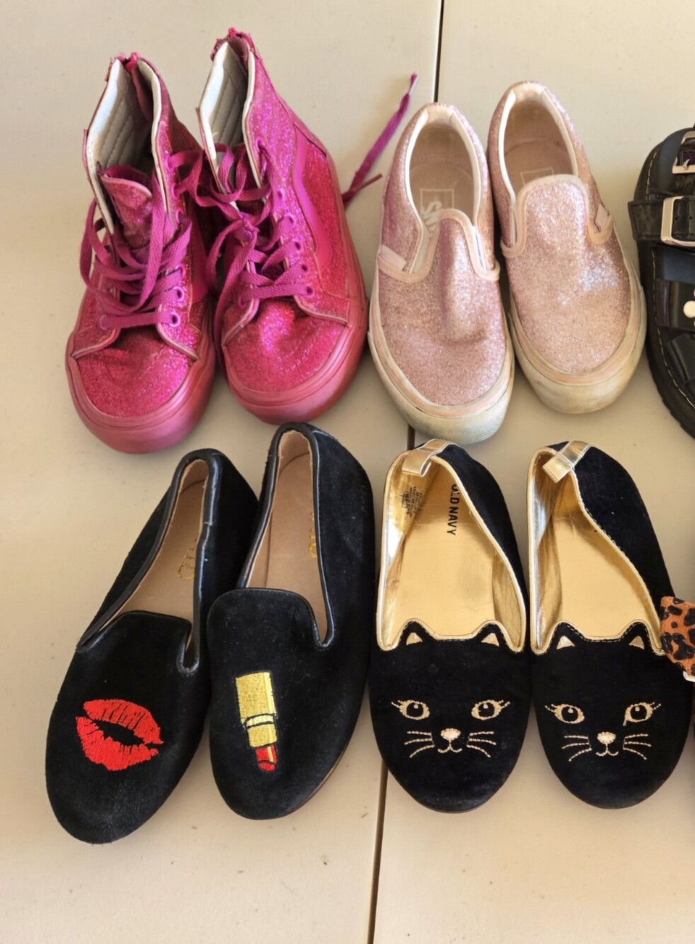Size 11-12 Kids Bundle Lot of 4 pairs of sneakers and flats VANS Zara